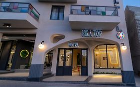 Hill Top Hotel
